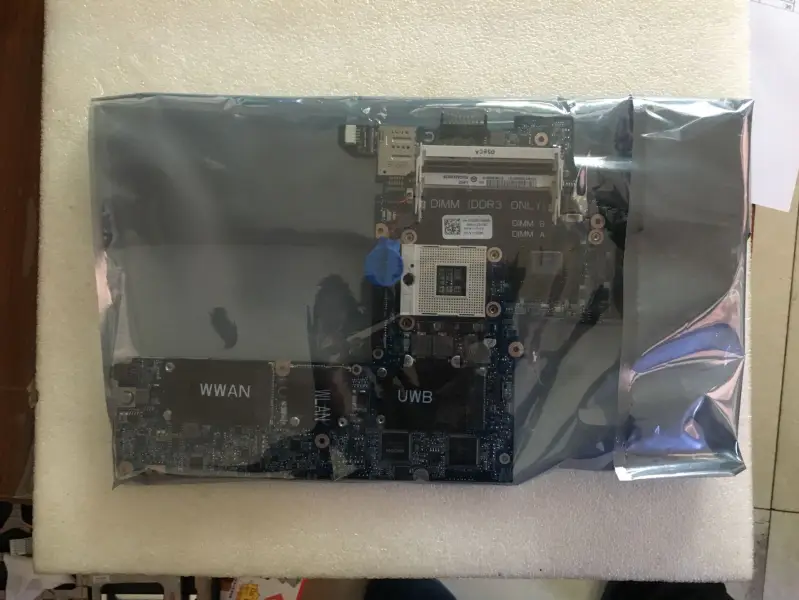 Dell Studio XPS 1340 0Y526R CN-0Y526R Y526R Placa-mãe DDR3 GT210M