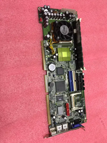Computador de placa única IEI ROCKY-3786EVU2-RS-R41