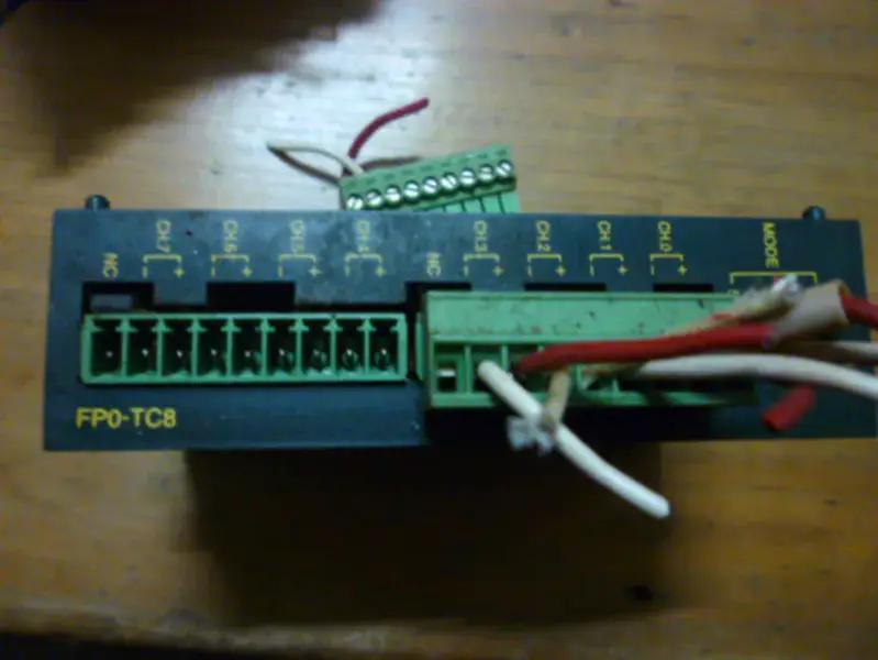 PLC FP0-TC8 da Panasonic