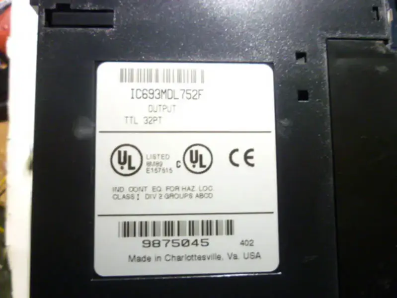 GE Fanuc PLC série 90-30 IC693MDL752F