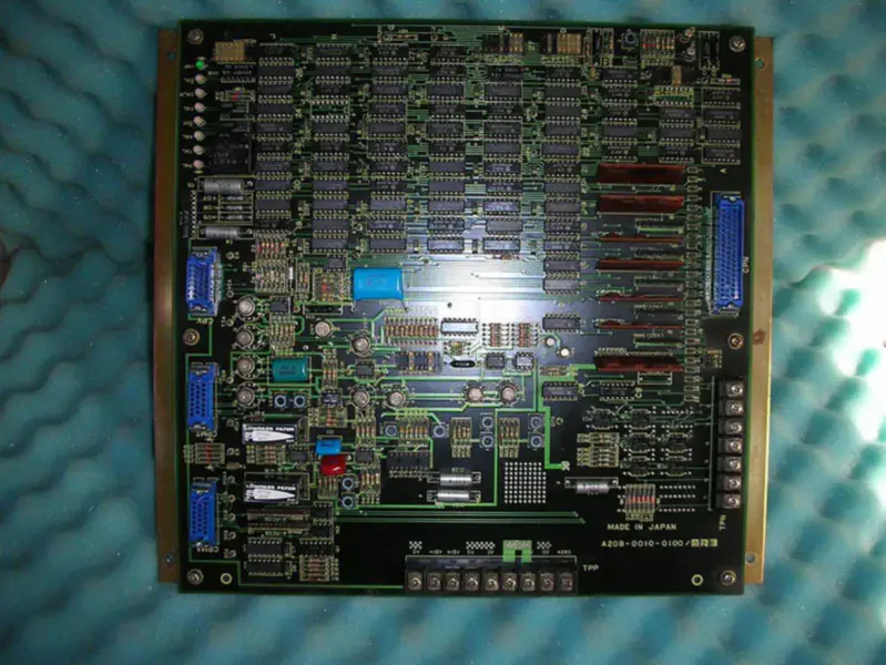 A20B-0010-0100 PLACA DE CIRCUITO IMPRESSO F9