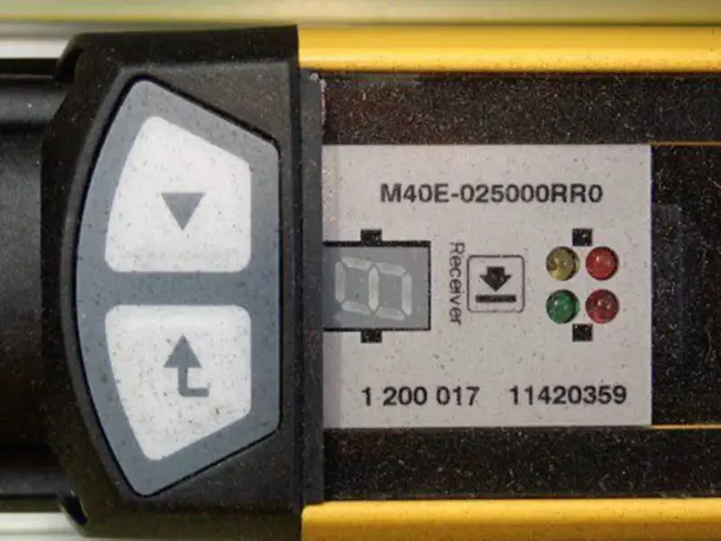 DOENTE M40S-025000AR0