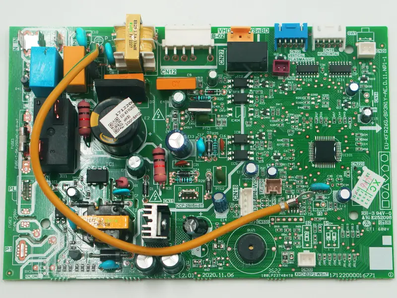 EU-KFR26G/BP3N1Y-AE.D.11.NP1-1 Circuito PCB 17122000016771 Placa de controlo da unidade interior Midea