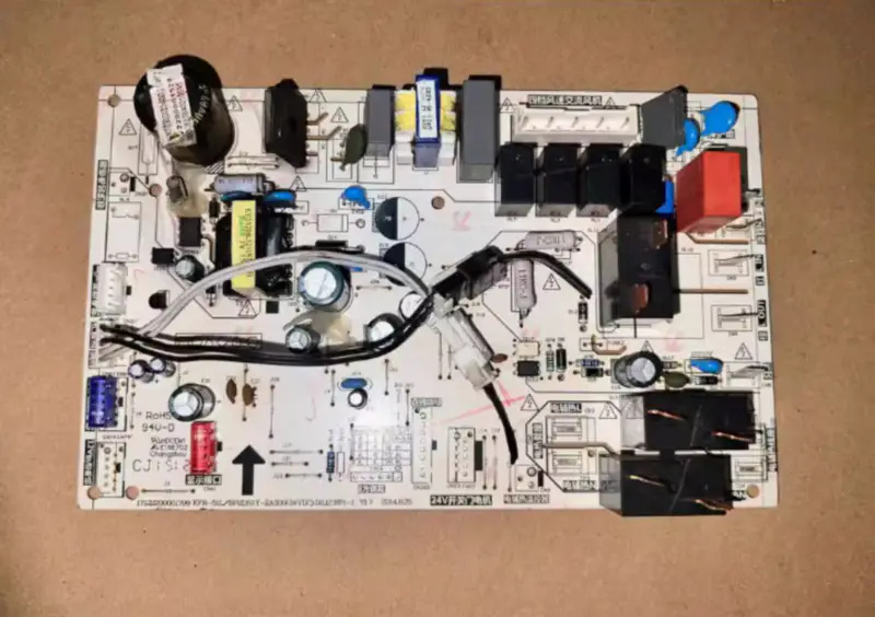 Placa de controlo da máquina do armário do ar condicionado Midea KFR-51L/BP2DN1Y-ZA300 Circuito PCB 17122200001799