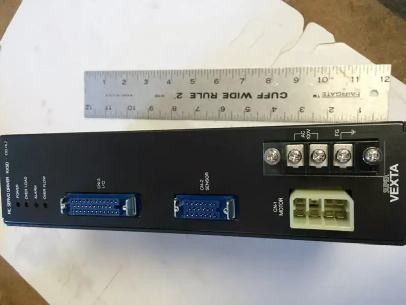 MOTOR ORIENTAL KXSD100-ALZ