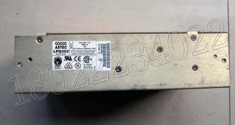 Fonte de alimentação ASTEC LPQ352 INPUT 100-240V 7A 50-60Hz
