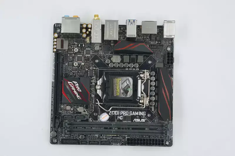 Placa-mãe Asus Z170I PRO GAMING