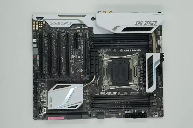 Placa-mãe Asus X99-DELUXE