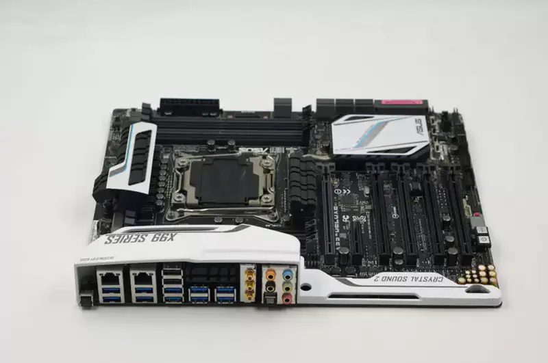 Placa-mãe Asus X99-DELUXE