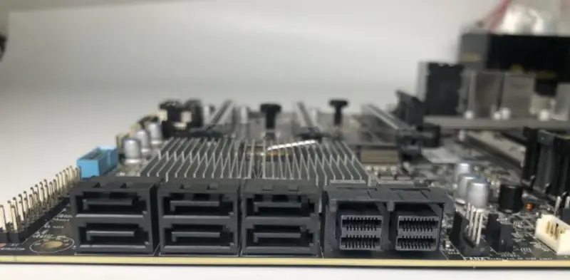 Placa-mãe para servidor SuperMicro X11SRA-F LGA 2066