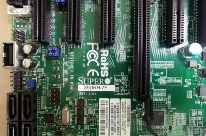 Placa-mãe para servidor SuperMicro X9DRH-7F