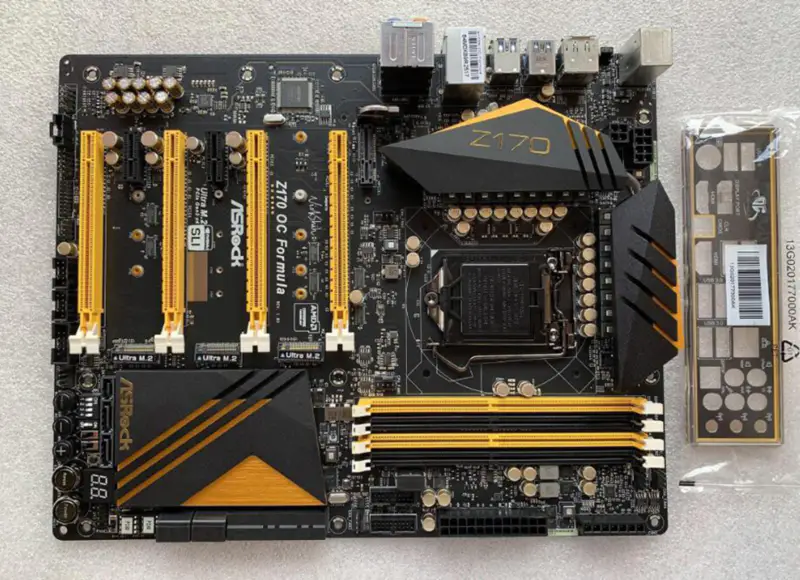 Placa-mãe ASRock Z170 OC Formula LGA1151 DDR4