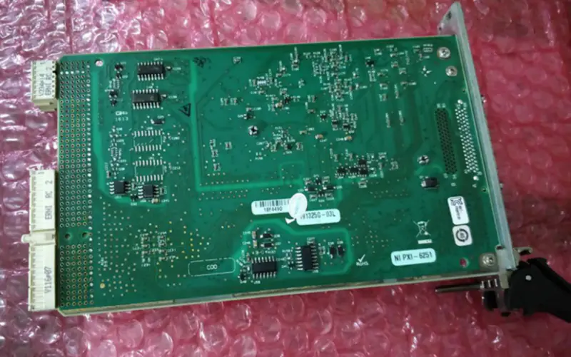 Placa de aquisição de dados de alta velocidade NI PXI-6251 PXI