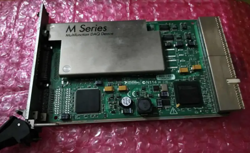 Placa de aquisição de dados de alta velocidade NI PXI-6251 PXI