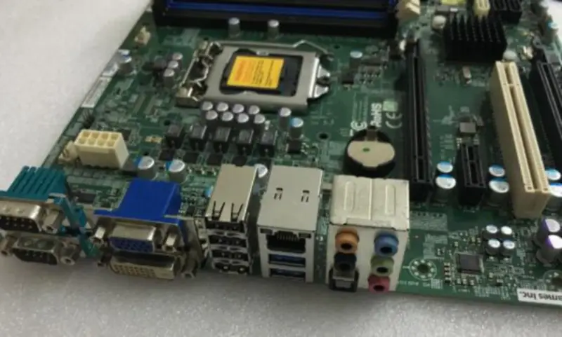 Placa-mãe SuperMicro C7B75-0C012 MBD-C7B75-0