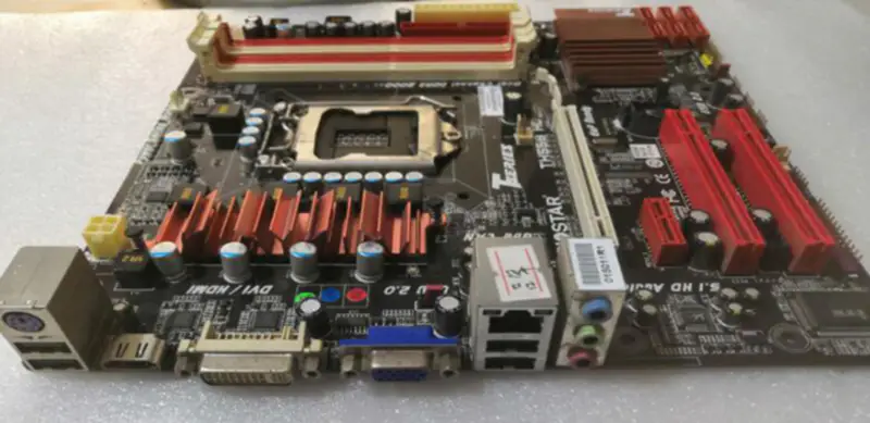 Placa-mãe Biostar TH55B HD LGA 1156 H55