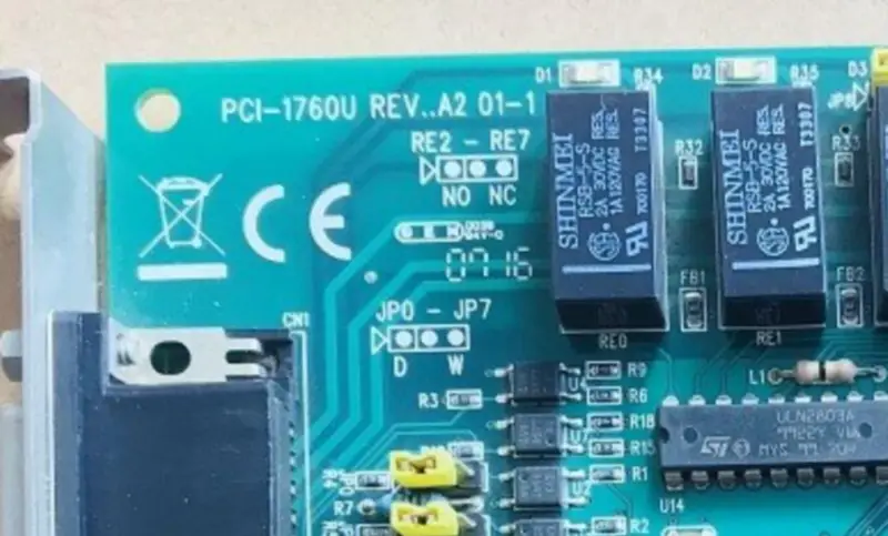 Placa PCI Universal Advantech PCI-1760U REV.B1 A1 A2 Relé de 8 canais e entrada digital isolada de 8 canais