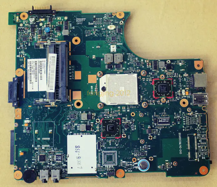 Placa-mãe Toshiba V000138300