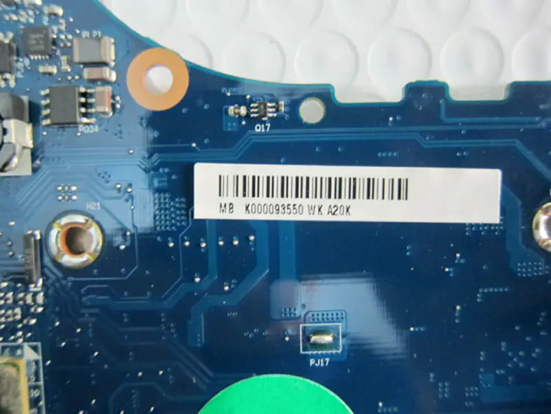 Placa-mãe Toshiba K000093550