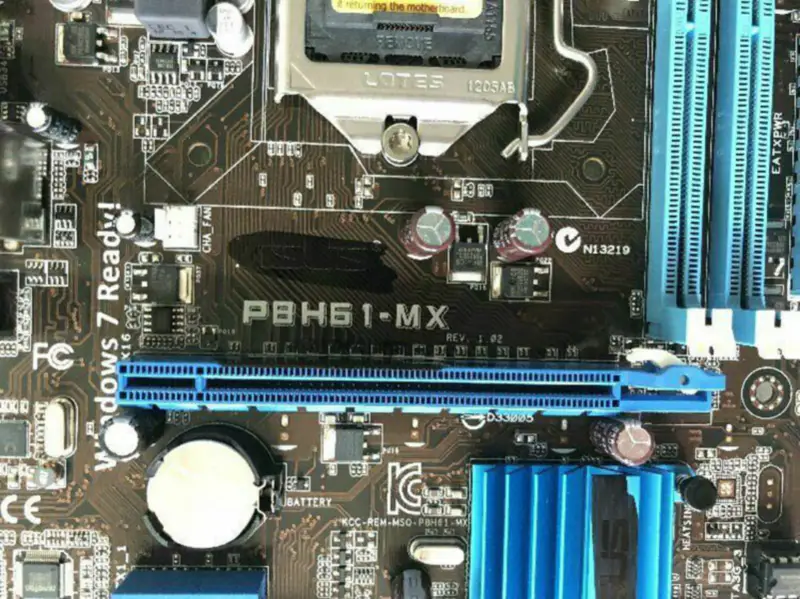 Placa-mãe Asus P8H61-MX MicroATX