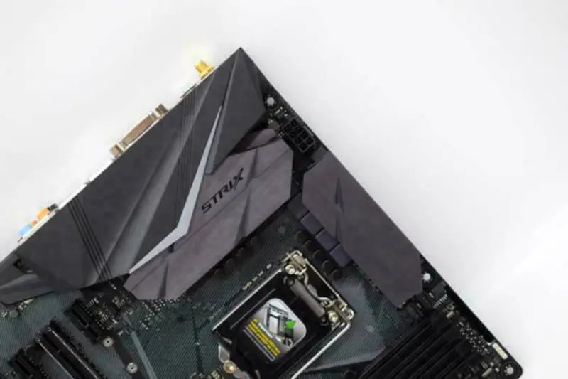 Placa-mãe Asus STRIXZ270EGAMING