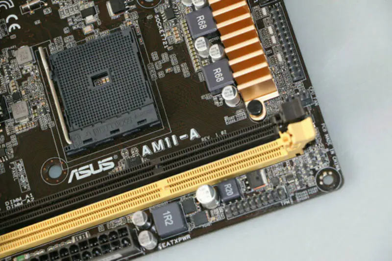 Placa-mãe Asus AM1I-A