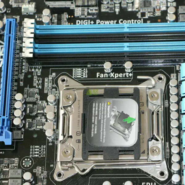 Placa-mãe Asus P9X79LE