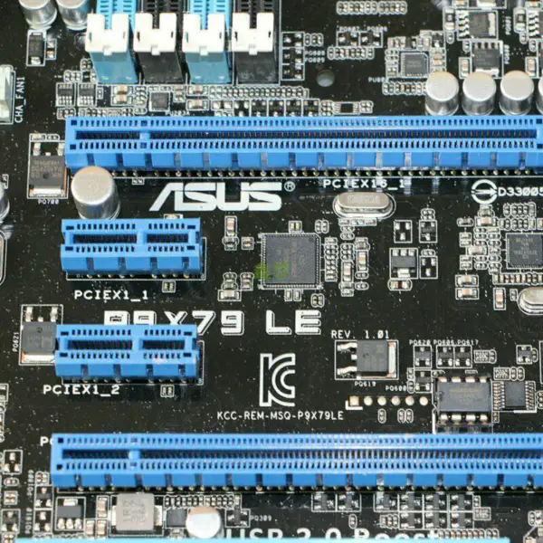 Placa-mãe Asus P9X79LE