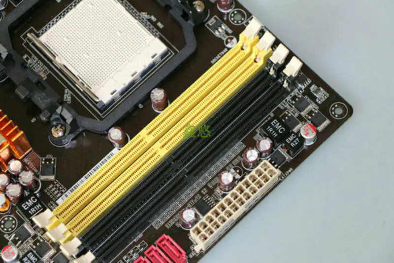 Placa-mãe Asus M3A76-CM