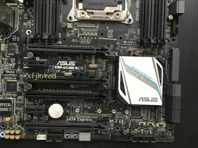 Placa-mãe Asus X99AUSB31 ATX