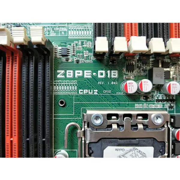 Placa-mãe Asus Z8PE-D18