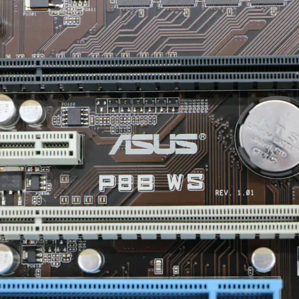 Placa-mãe Asus P8BWS