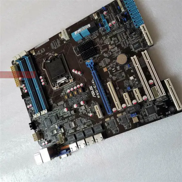 Placa-mãe Asus P9D-C/4L