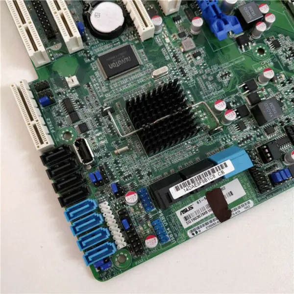 Placa-mãe Asus P8B-E/4L