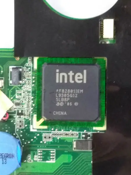 Placa-mãe Asus 69N0BBM13A01-01