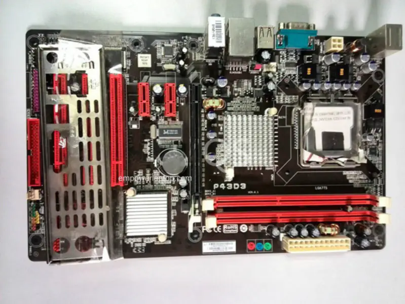 Placa-mãe Biostar P43D3 LGA 775 4G