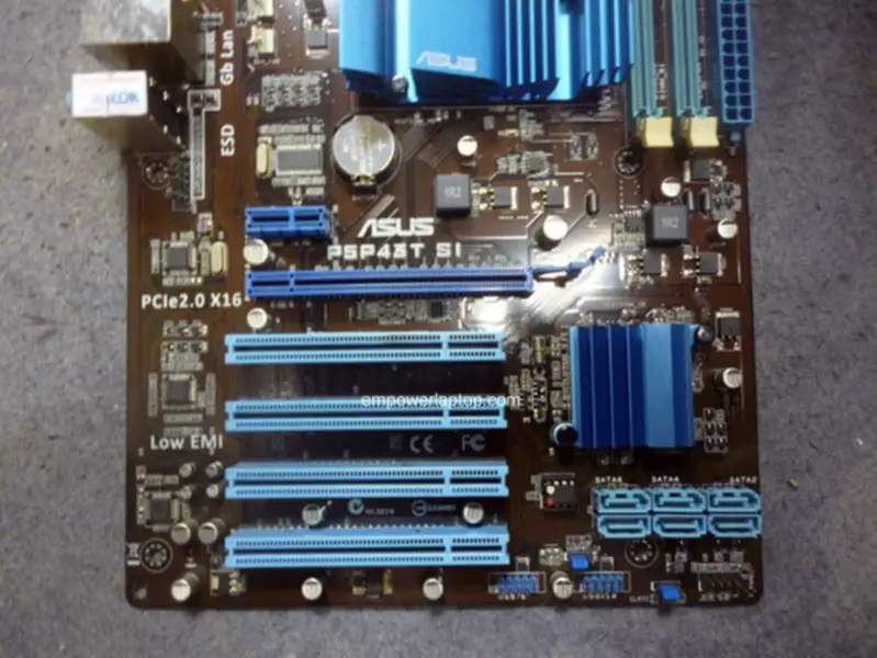 Placa-mãe Asus P5P43T SI P43 LGA 775 ATX