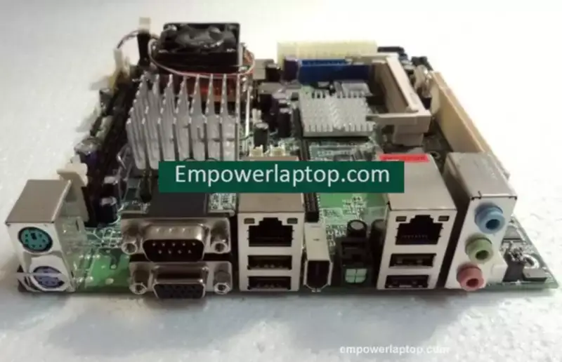 Placa-mãe industrial ibase MB896F Mini-ITX