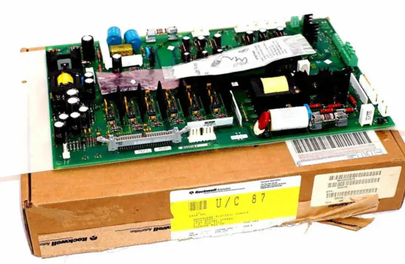 Módulo PLC Allen-Bradley 1336-BDB-SP49D