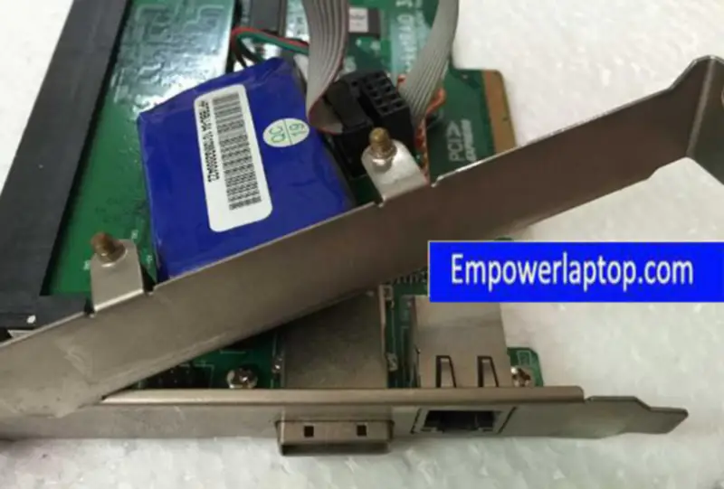 Placa controladora HighPoint RocketRAID 3560