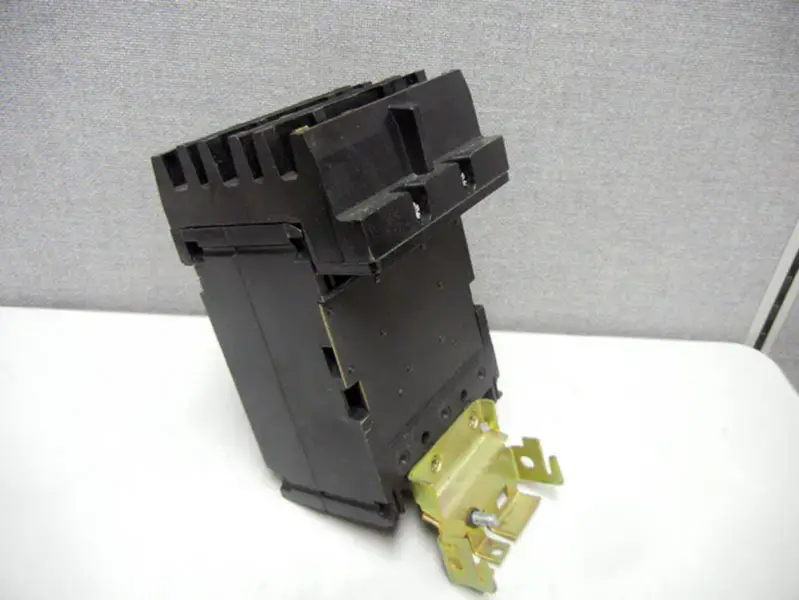 QUADRADO D FA34050