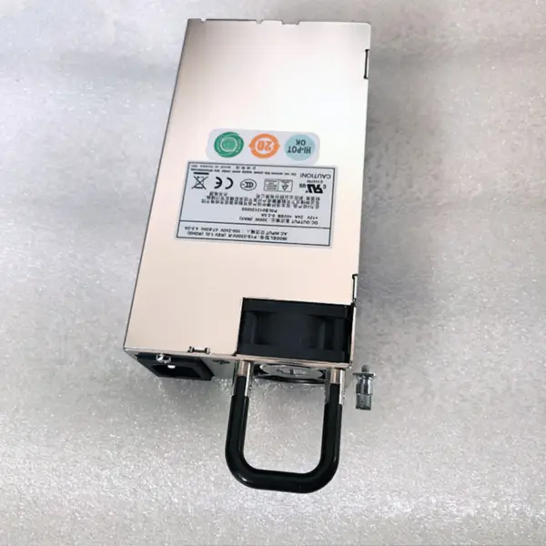 Fonte de alimentação Zippy Emacs P1S-2300V-R