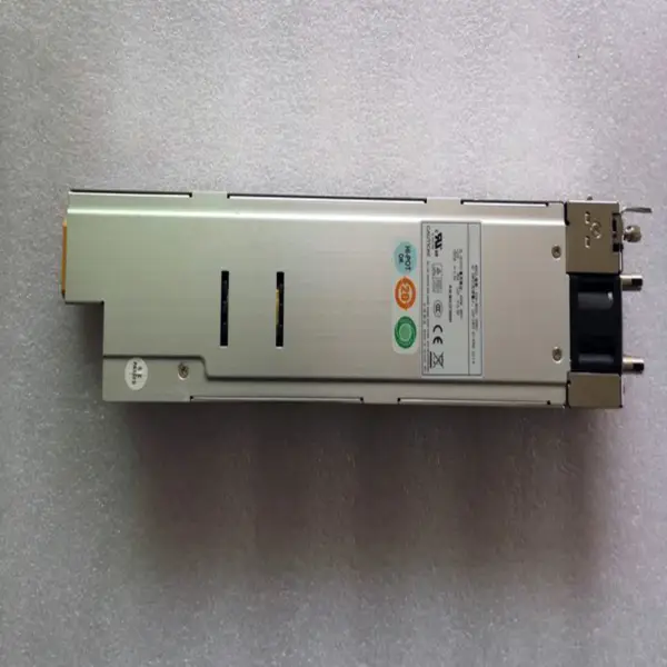 Fonte de alimentação comutada Zippy Emacs GIN-3800V 800W
