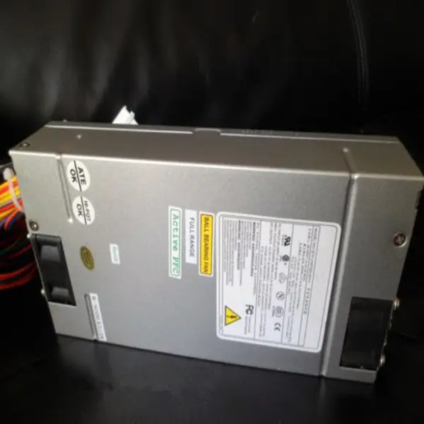 Fonte de alimentação comutada FSP AT -5V 1U P8P9 com 300W de pico e 450W de potência FSP300-601U SPI3001UH