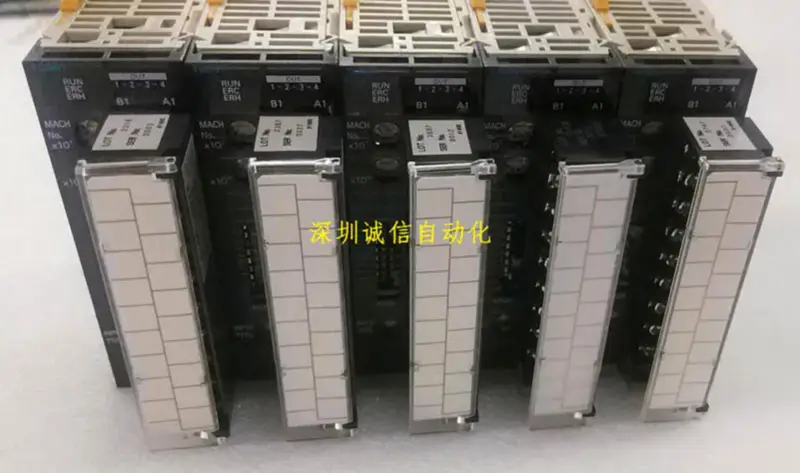 OMRON PLC Série CJ CJ1W-TC001