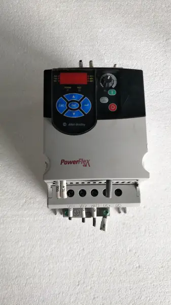 Allen-Bradley 22F-A8P0N103 1,5KW 220V