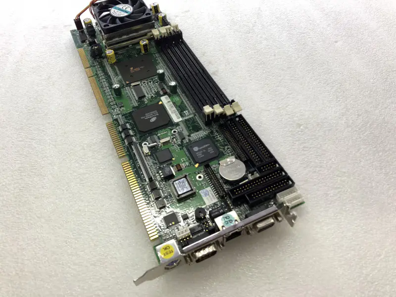 Placa-mãe NEXCOM PEAK670VL REV C