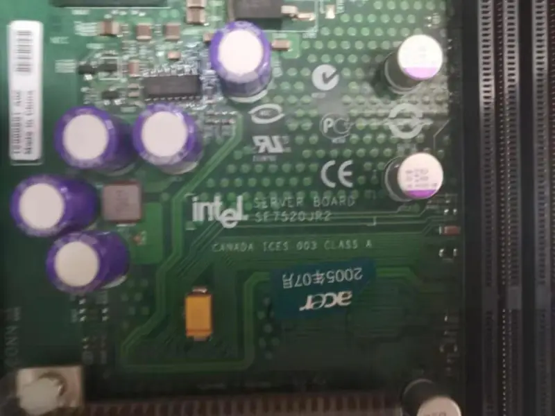 Placa-mãe Intel SE7520JR2