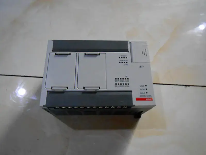 LS Série PLCXGB XBC-DR20E