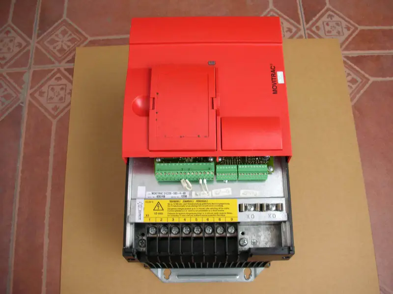 COSTURA MOVITRAC 31C220-503-4-00